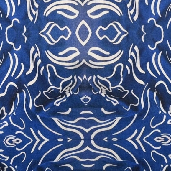 Tamsy Navy Wave Print Basic Scoop Neck Knit Tank - Picture 5 of 5